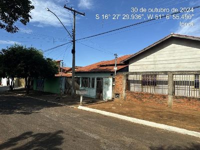 Casa, 3 quartos, 212 m² - Foto 1