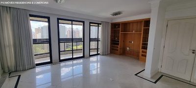 Apartamento, 3 quartos, 221 m² - Foto 1