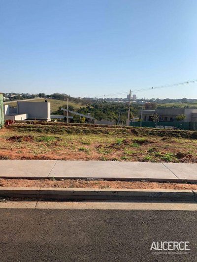 Loteamento e Condomínio, 423 m² - Foto 4