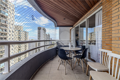 Apartamento, 3 quartos, 150 m² - Foto 1