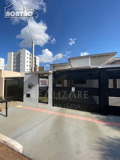 Casa, 3 quartos, 102 m² - Foto 2