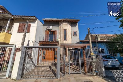 Casa, 3 quartos, 141 m² - Foto 1