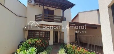 Casa, 3 quartos, 250 m² - Foto 1