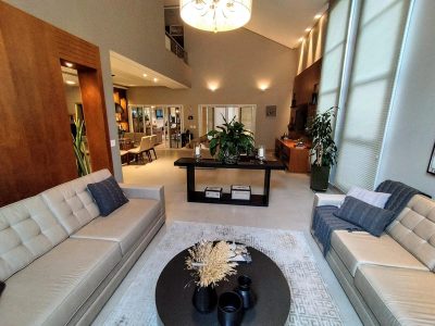 Casa, 4 quartos, 380 m² - Foto 1