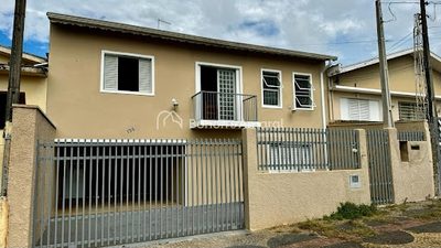 Casa, 3 quartos, 294 m² - Foto 1