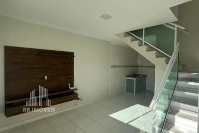 Casa, 2 quartos, 70 m² - Foto 1