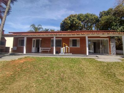Chácara, 3 quartos, 1000 m² - Foto 1