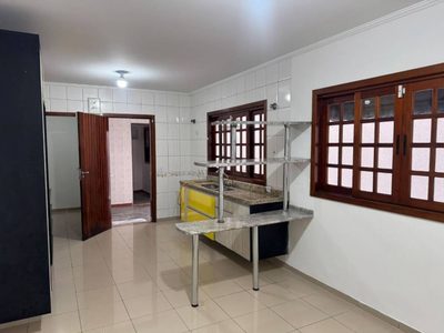 Sobrado, 3 quartos, 220 m² - Foto 2