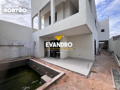 Casa, 4 quartos, 351 m² - Foto 2