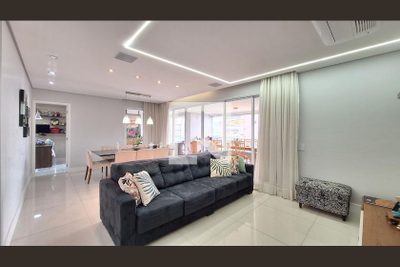 Apartamento, 3 quartos, 187 m² - Foto 2