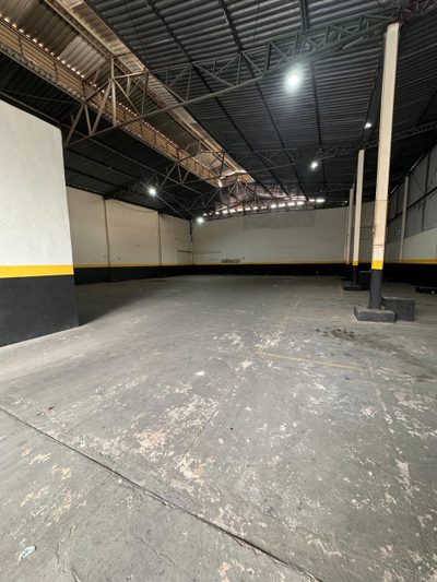 Depósito-Galpão, 689 m² - Foto 2