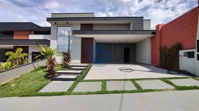 Casa, 3 quartos, 250 m² - Foto 1