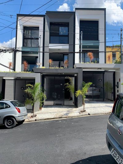 Sobrado, 3 quartos, 195 m² - Foto 1
