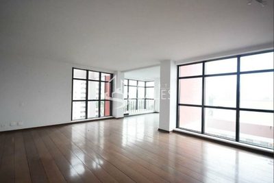 Apartamento, 3 quartos, 237 m² - Foto 1
