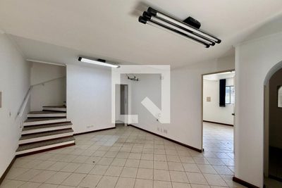 Casa, 4 quartos, 254 m² - Foto 2
