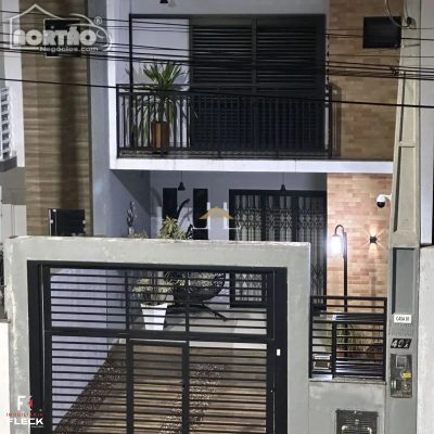 Casa, 4 quartos, 110 m² - Foto 1