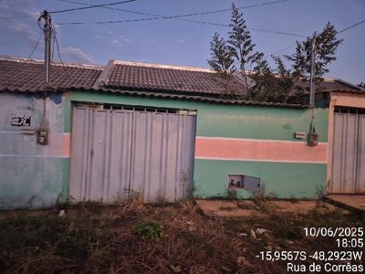Casa, 2 quartos, 180 m² - Foto 1
