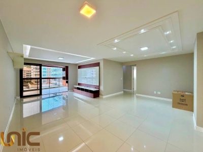 Apartamento, 4 quartos, 196 m² - Foto 2