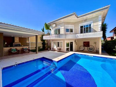 Sobrado, 4 quartos, 433 m² - Foto 1