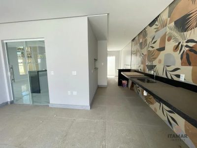 Casa, 3 quartos, 220 m² - Foto 2