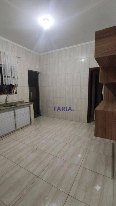 Casa, 3 quartos, 115 m² - Foto 1