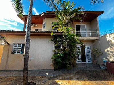 Casa, 3 quartos, 179 m² - Foto 2