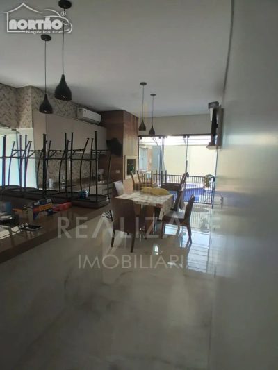 Casa, 1 quarto, 215 m² - Foto 3