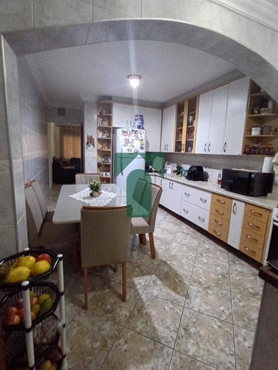 Sobrado, 3 quartos, 200 m² - Foto 3