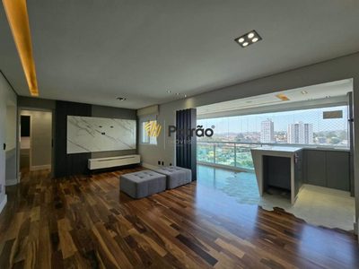 Apartamento, 3 quartos, 130 m² - Foto 1