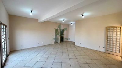Casa, 3 quartos, 306 m² - Foto 2