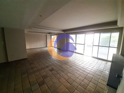 Apartamento, 4 quartos, 195 m² - Foto 2