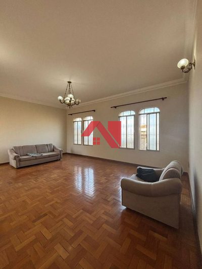 Casa, 3 quartos, 240 m² - Foto 3