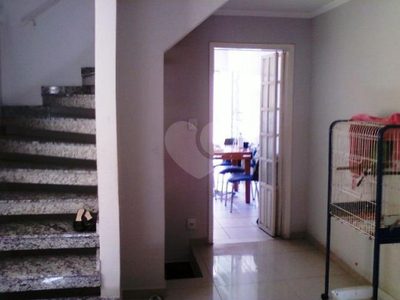 Sobrado, 5 quartos, 200 m² - Foto 1
