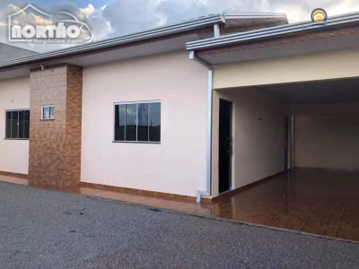 Casa, 3 quartos, 94 m² - Foto 1