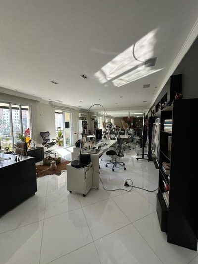 Apartamento, 4 quartos, 270 m² - Foto 1