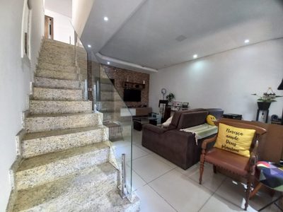Casa, 5 quartos, 280 m² - Foto 2