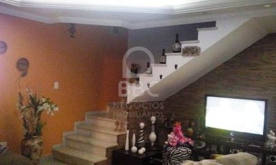 Sobrado, 3 quartos, 212 m² - Foto 3