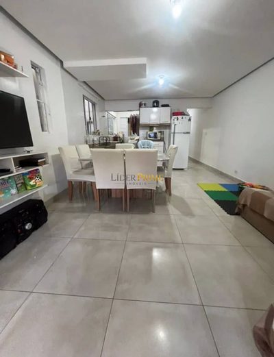Casa, 4 quartos, 140 m² - Foto 1