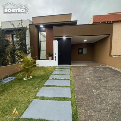 Casa, 4 quartos, 79 m² - Foto 1