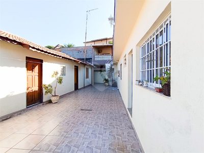Casa, 3 quartos, 176 m² - Foto 1