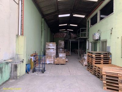 Depósito-Galpão, 240 m² - Foto 1