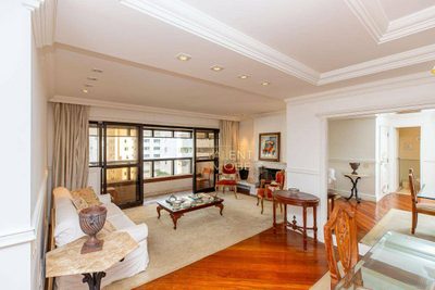 Apartamento, 4 quartos, 155 m² - Foto 1