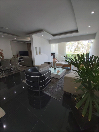 Apartamento, 3 quartos, 130 m² - Foto 2