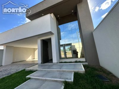 Casa, 4 quartos, 210 m² - Foto 2