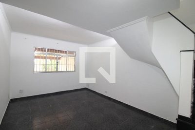 Casa, 3 quartos, 250 m² - Foto 1