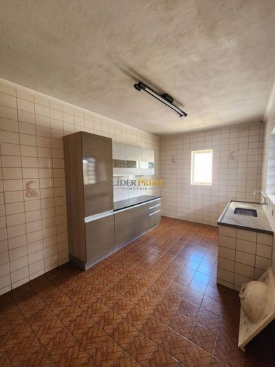 Casa, 4 quartos, 220 m² - Foto 2