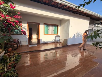 Casa, 4 quartos, 110 m² - Foto 1