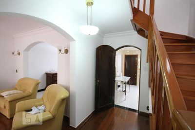 Casa, 3 quartos, 300 m² - Foto 1