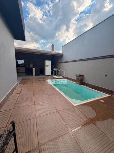 Casa, 3 quartos, 200 m² - Foto 1