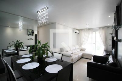 Apartamento, 2 quartos, 74 m² - Foto 2